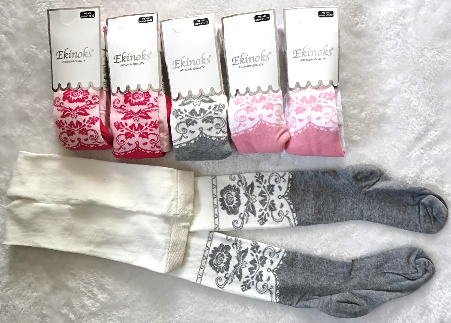 Ekinoks 11-12 Yaş Kız Çocuk Külotlu Çorap (Gül Desenli)